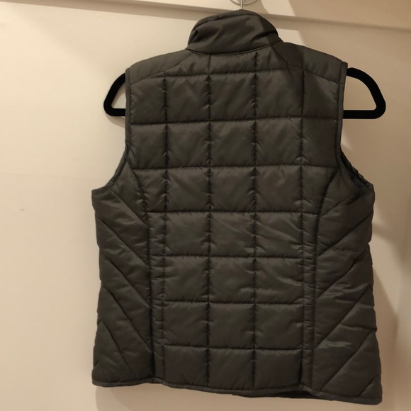 Ralph Lauren Puffer Vest - Picture 4 of 4